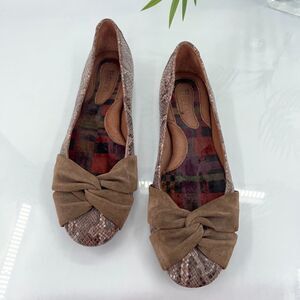 Born Women's Lilly Ballet Flat Size 8 Brown Snake Leather Suede Knot Bow Shoes
